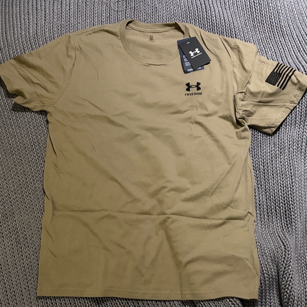 Under Armour Men's Khaki Short Sleeve Tee